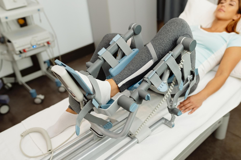Robotic vs. Traditional Knee Replacement: Which One Is Right for You?